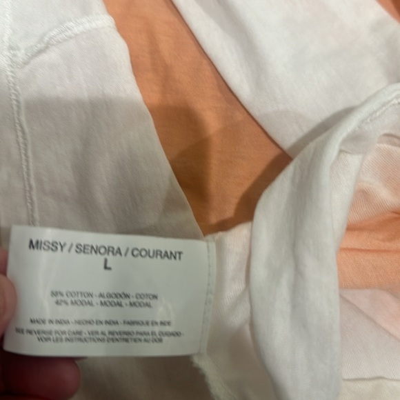 Suede size L orange, and off-white ombre  sleeveless top - Picture 4 of 4